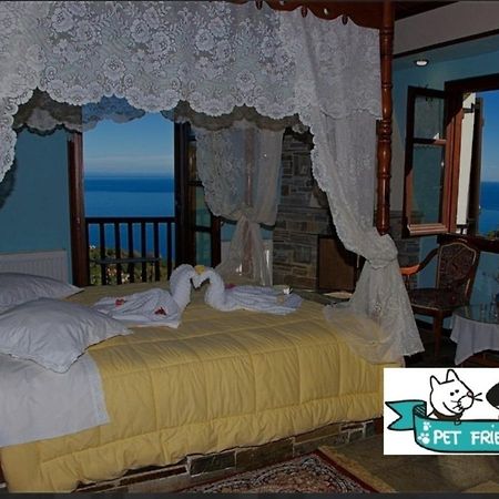 Diogenis Hotel Цагарада Екстериор снимка