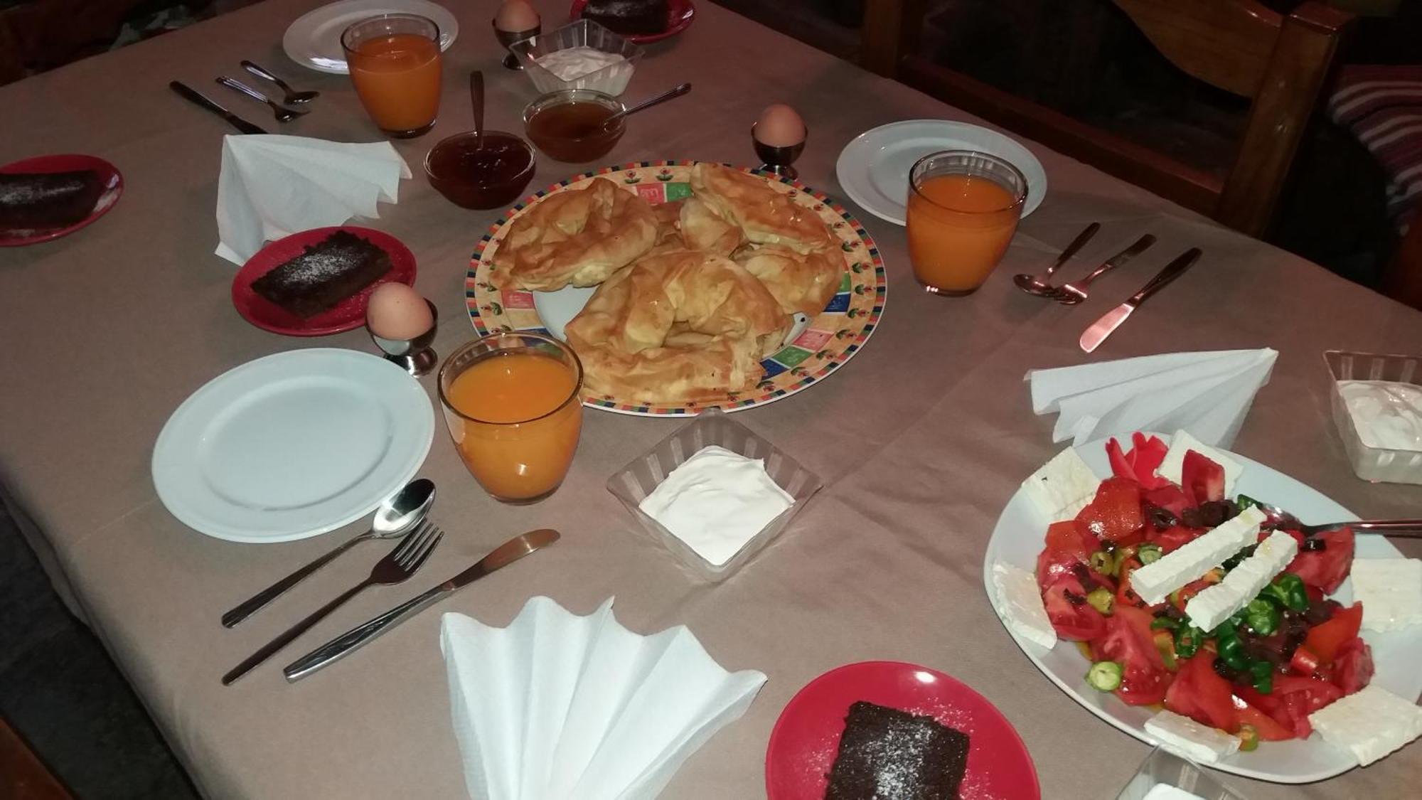 Diogenis Hotel Цагарада Екстериор снимка