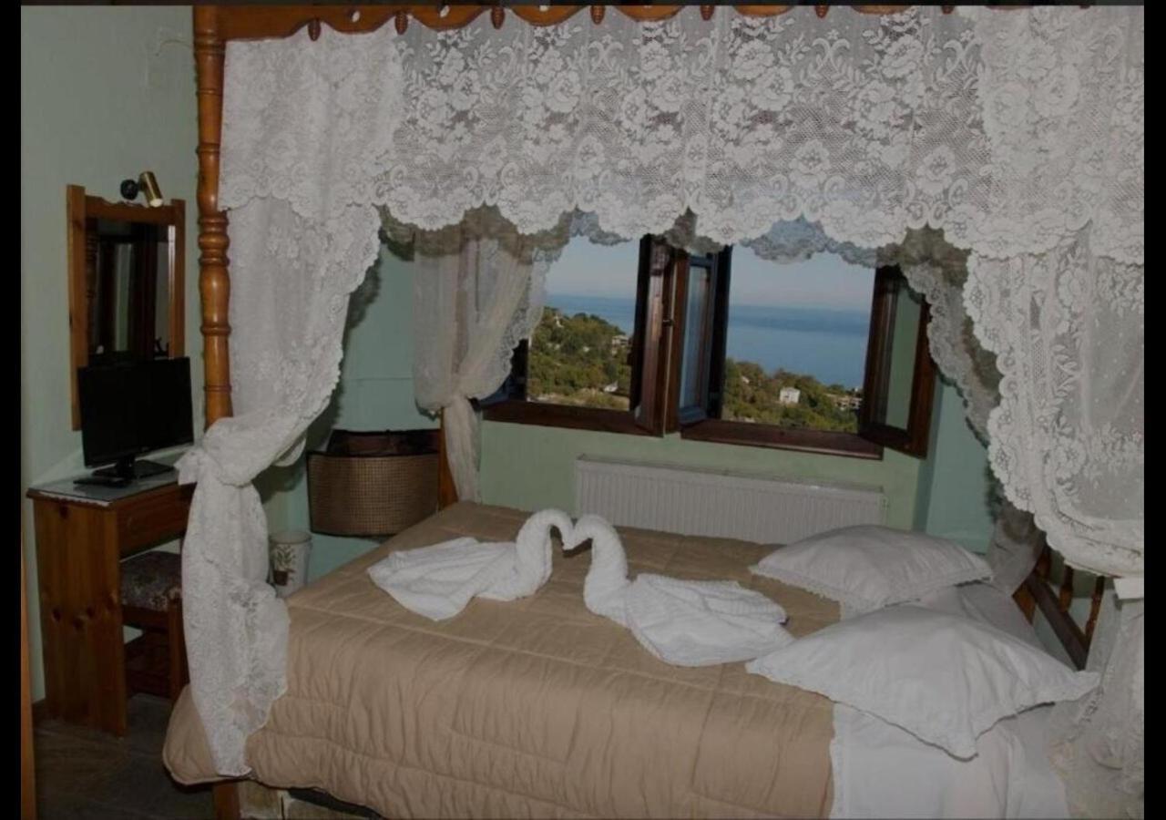 Diogenis Hotel Цагарада Екстериор снимка