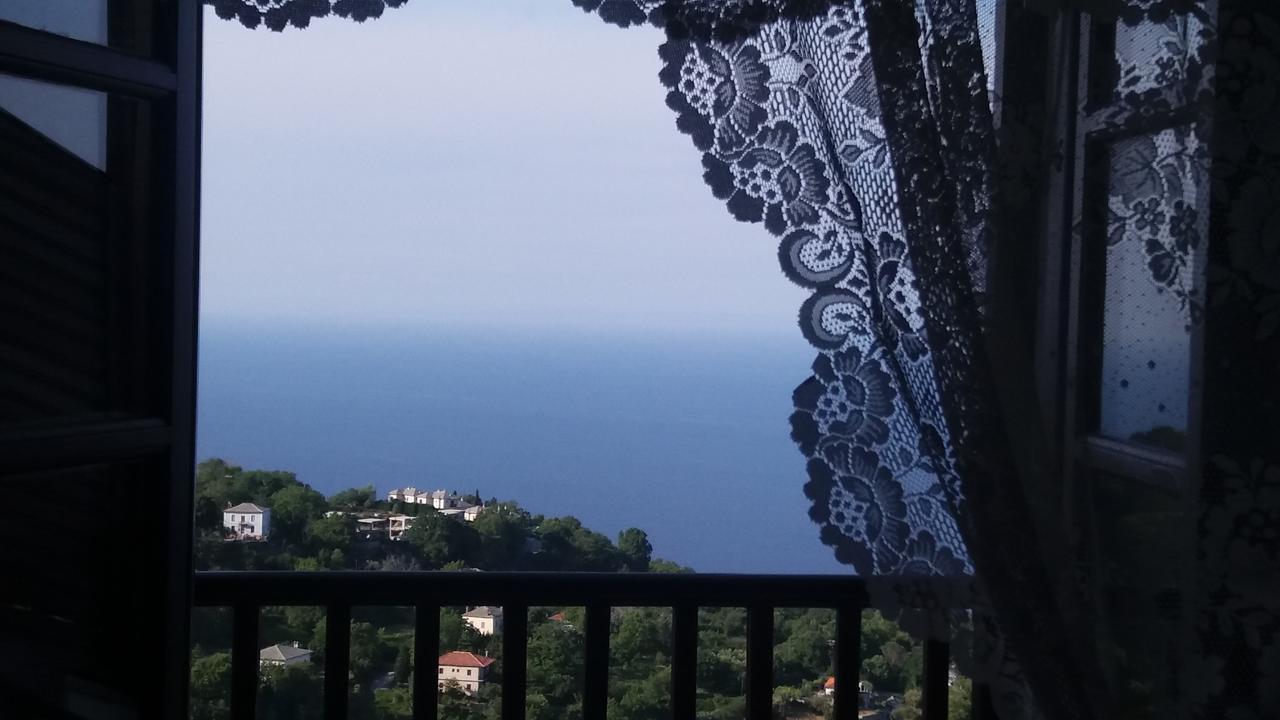 Diogenis Hotel Цагарада Екстериор снимка